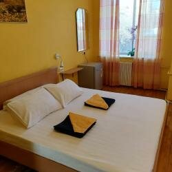 Kayut kompaniya (Gogolya Street, 21), hotel