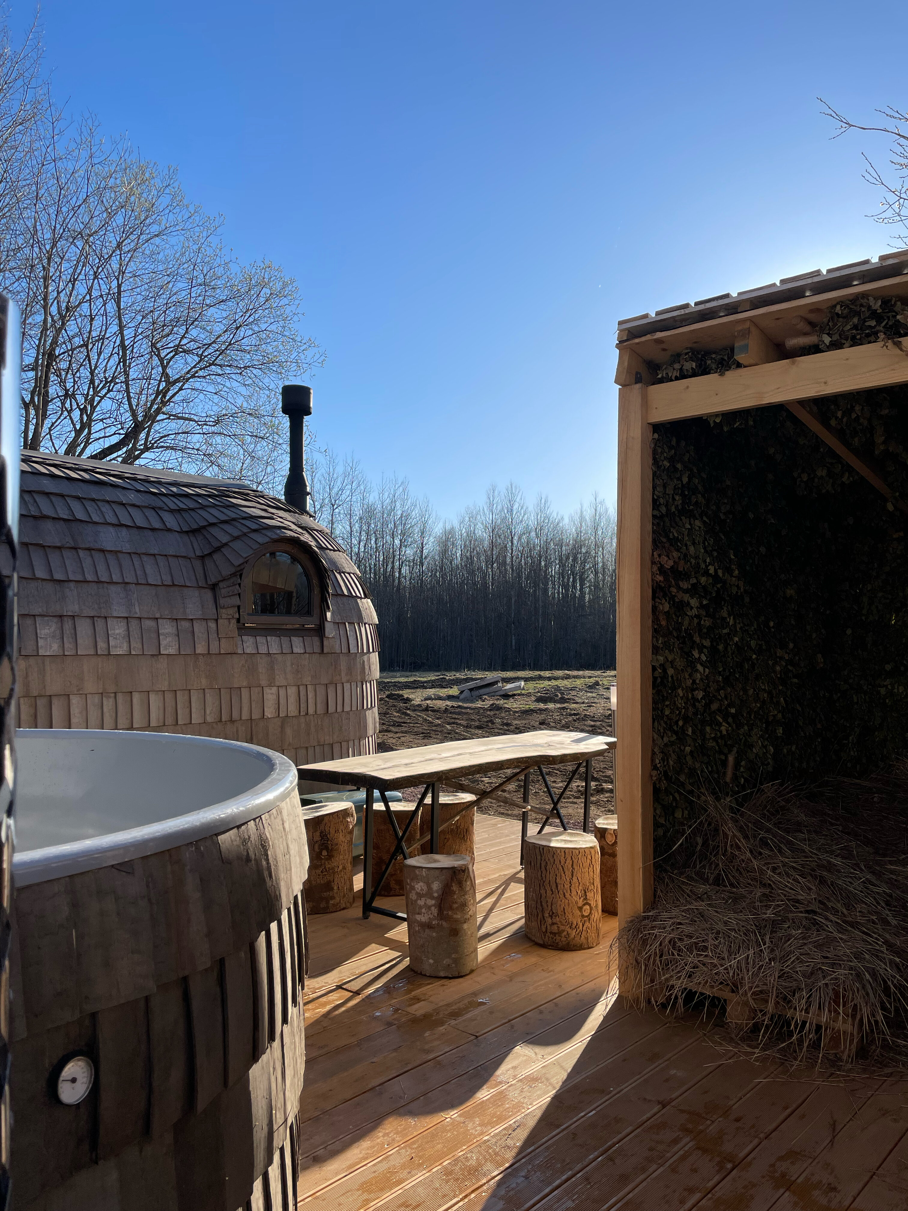 Фото Блэк Вилладж Фэмили