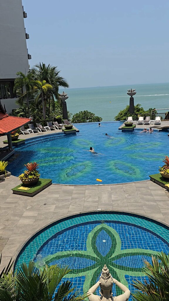 Hotel Garden Cliff Resort and SPA, Pattaya, photo