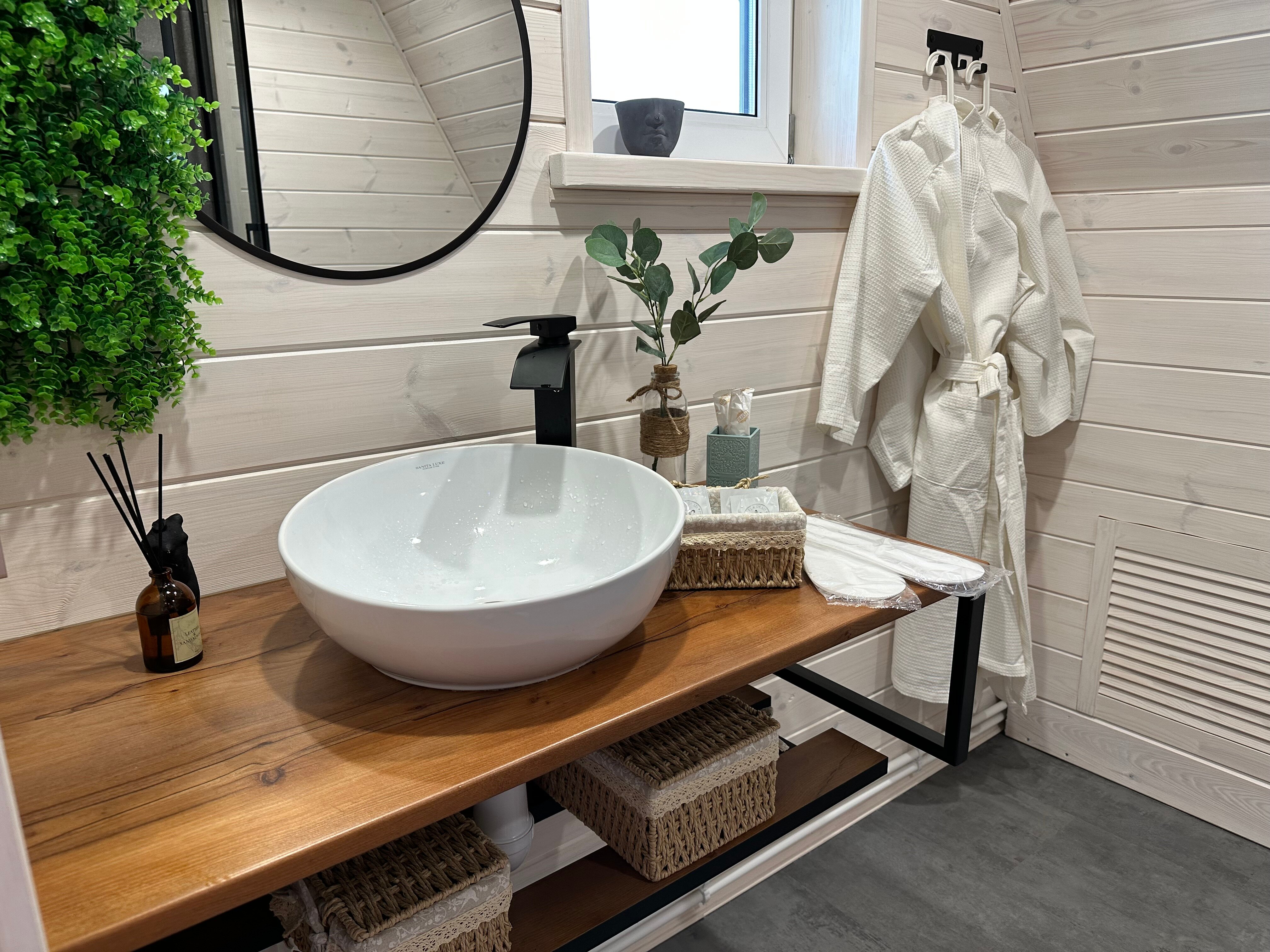 Фото Дом у реки