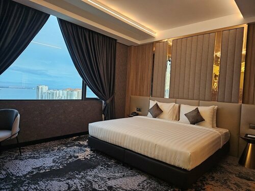 Гостиница Hompton by the Beach Penang