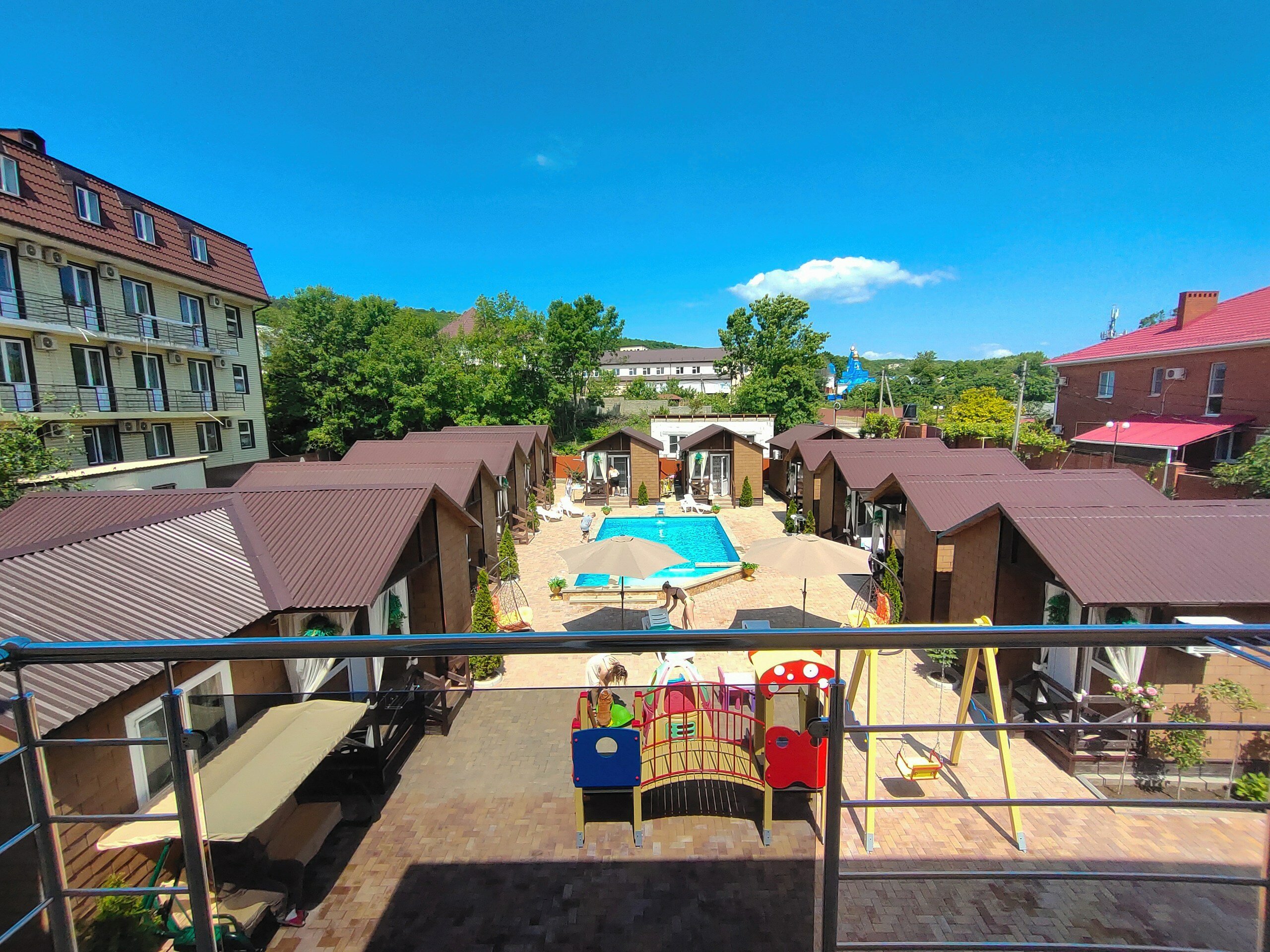 Фото отеля 1