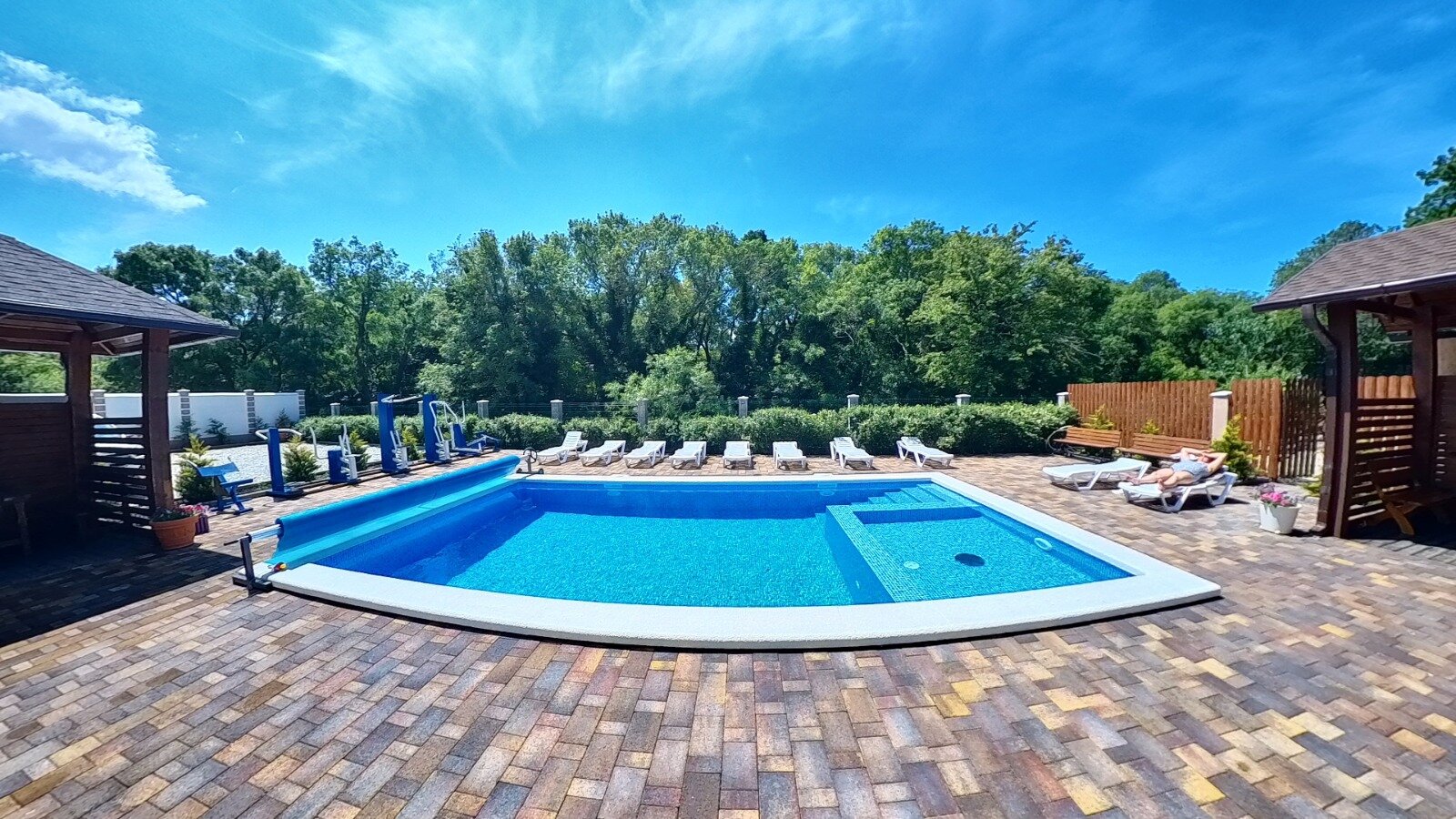 Фото отеля 3