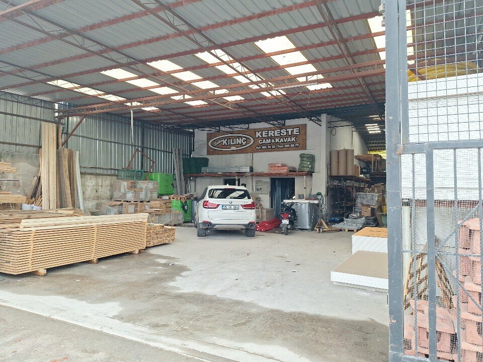 Lumber Timber Pine & Poplar, Izmir, photo