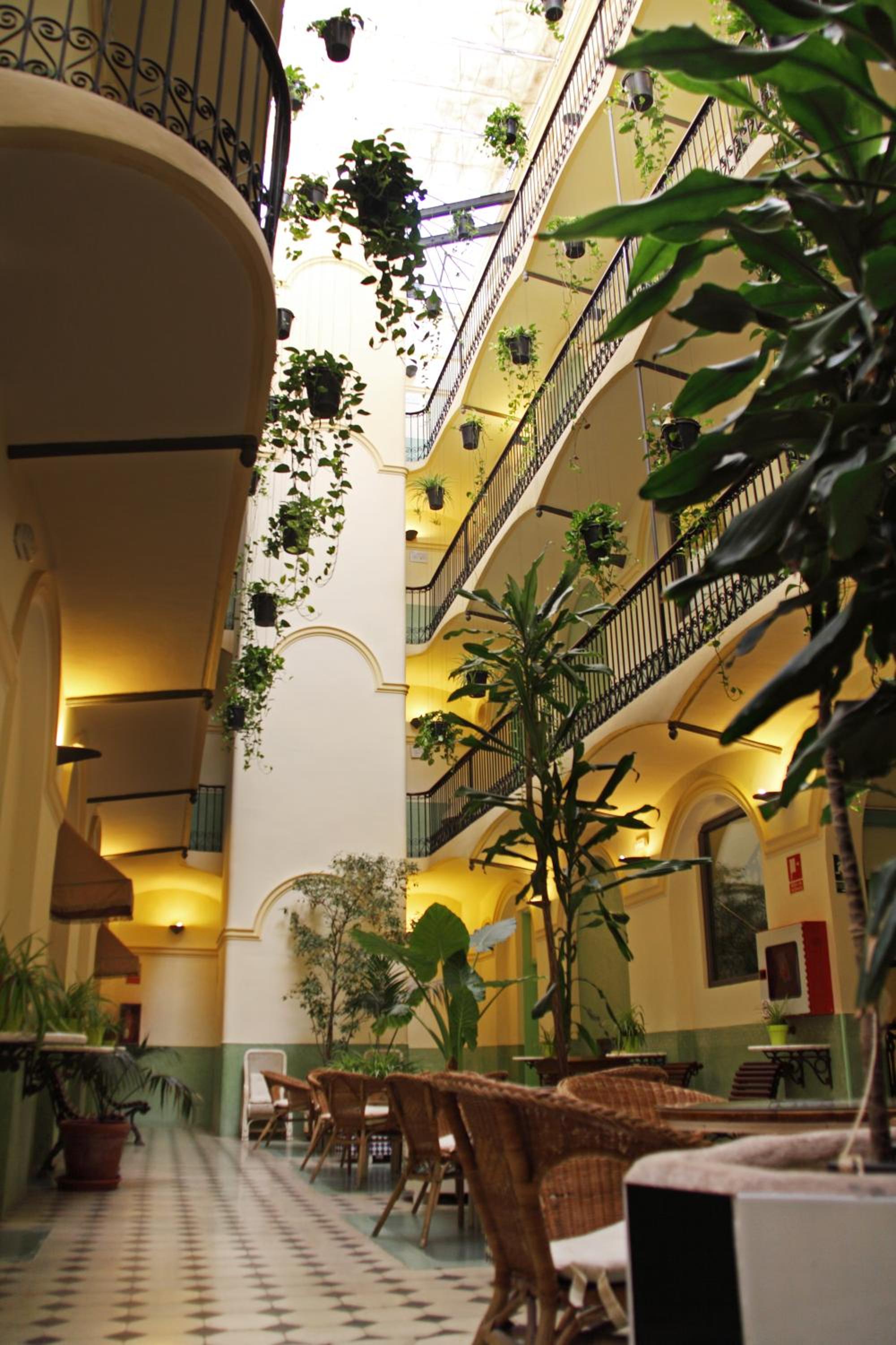 Фото Peninsular Hotel