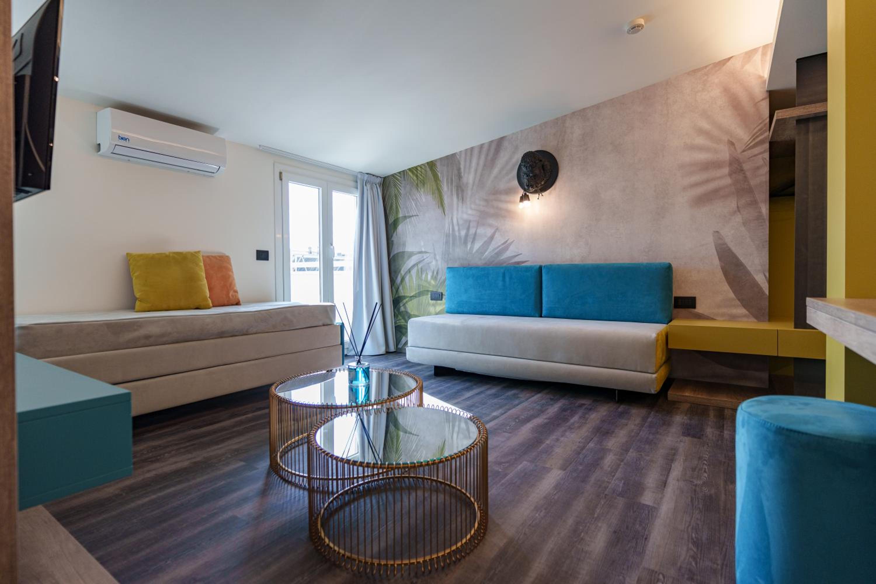 Фото Design Hotel Astra B&b