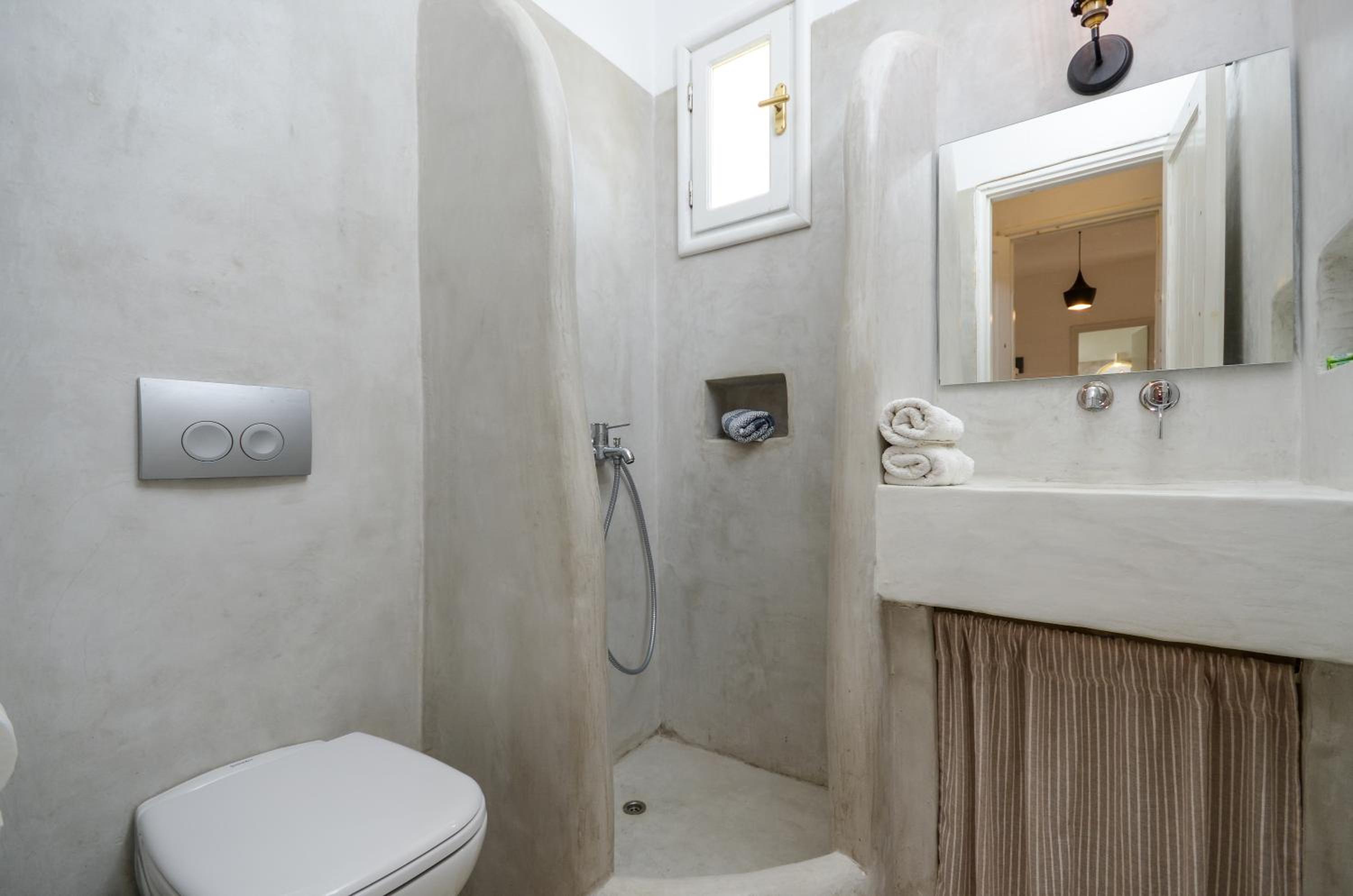 Фото Diamantis Studios