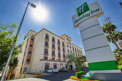 Гостиница Holiday Inn Leon в Леоне