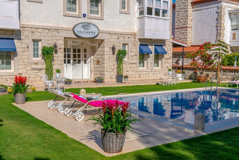 Гостиница Salbakos Herakleia Boutique Hotel в Чешме