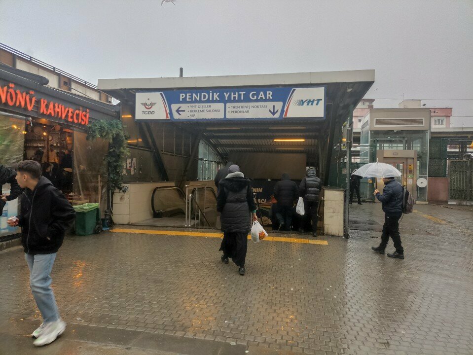 Железнодорожный вокзал Железнодорожный вокзал Пендик, Стамбул, фото