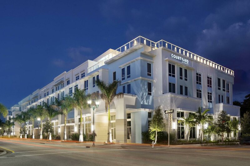 Гостиница Courtyard by Marriott Delray Beach в Делрей-Бич