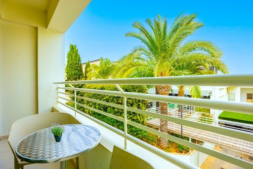 Гостиница Melpo Antia Luxury Apartments & Suites в Айя-Напе