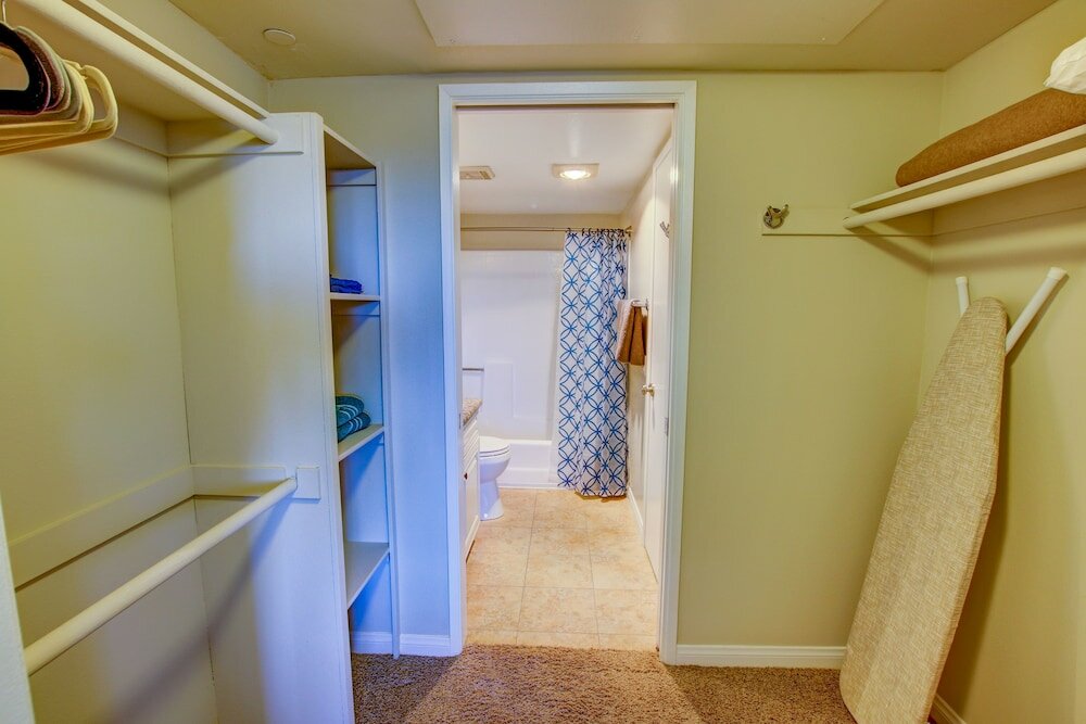 Фото Sunshine Suites at Hillcrest