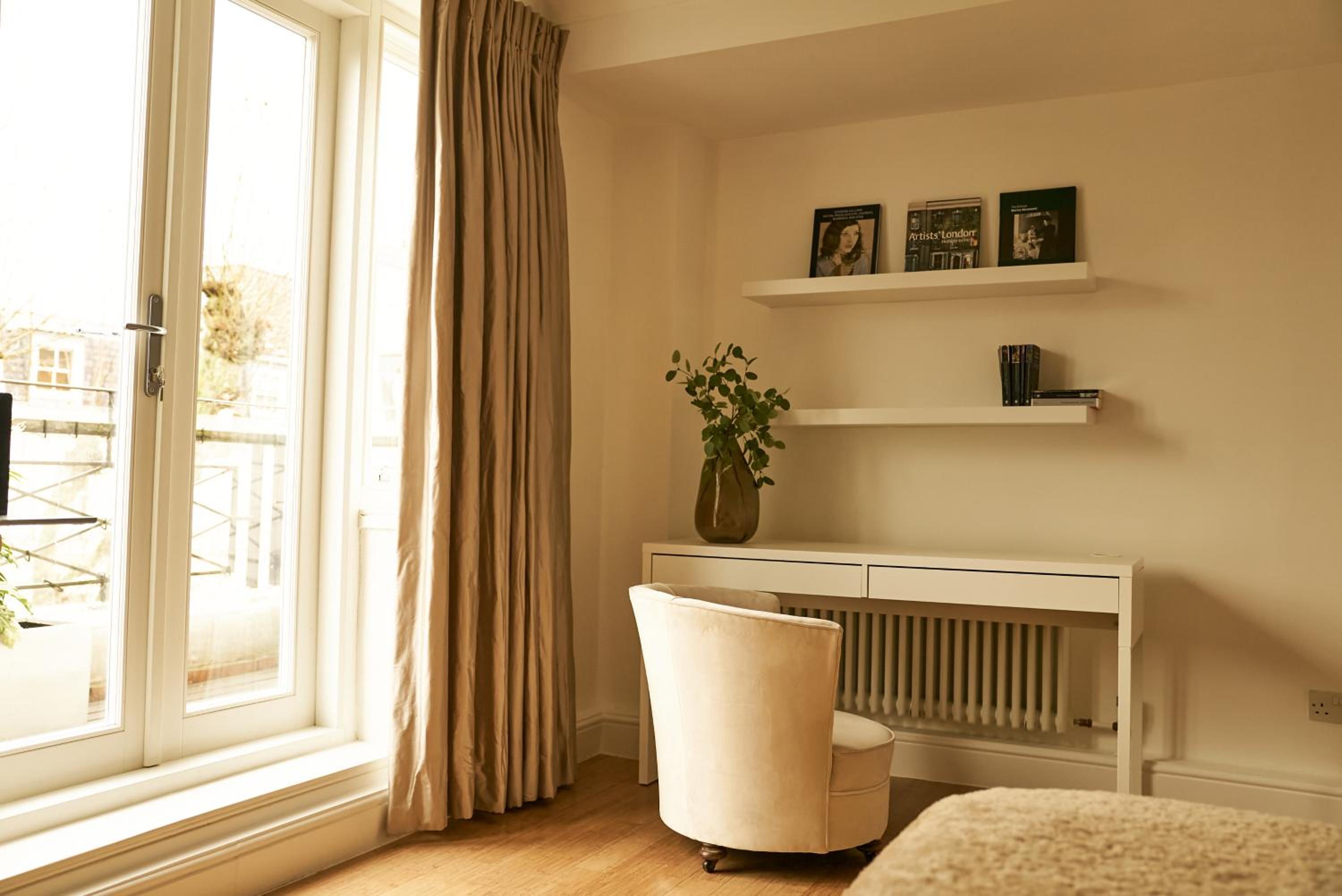 Фото Europa House Apartments