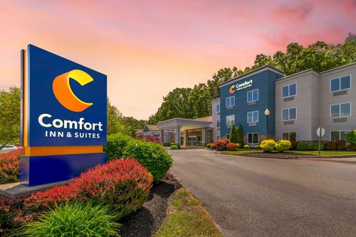 Гостиница Comfort Inn & Suites в Саратога-Спрингс