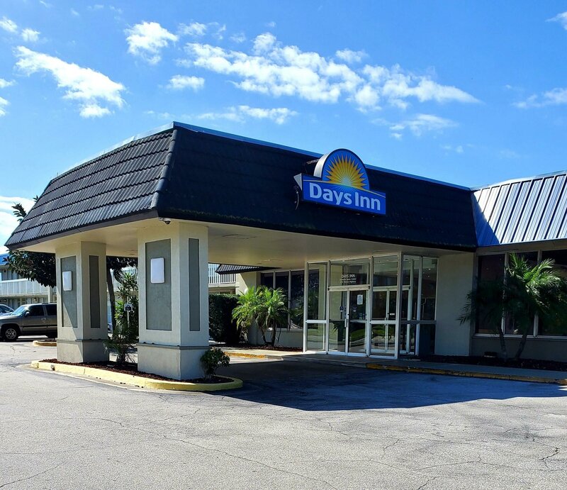 Гостиница Days Inn by Wyndham Titusville Kennedy Space Center