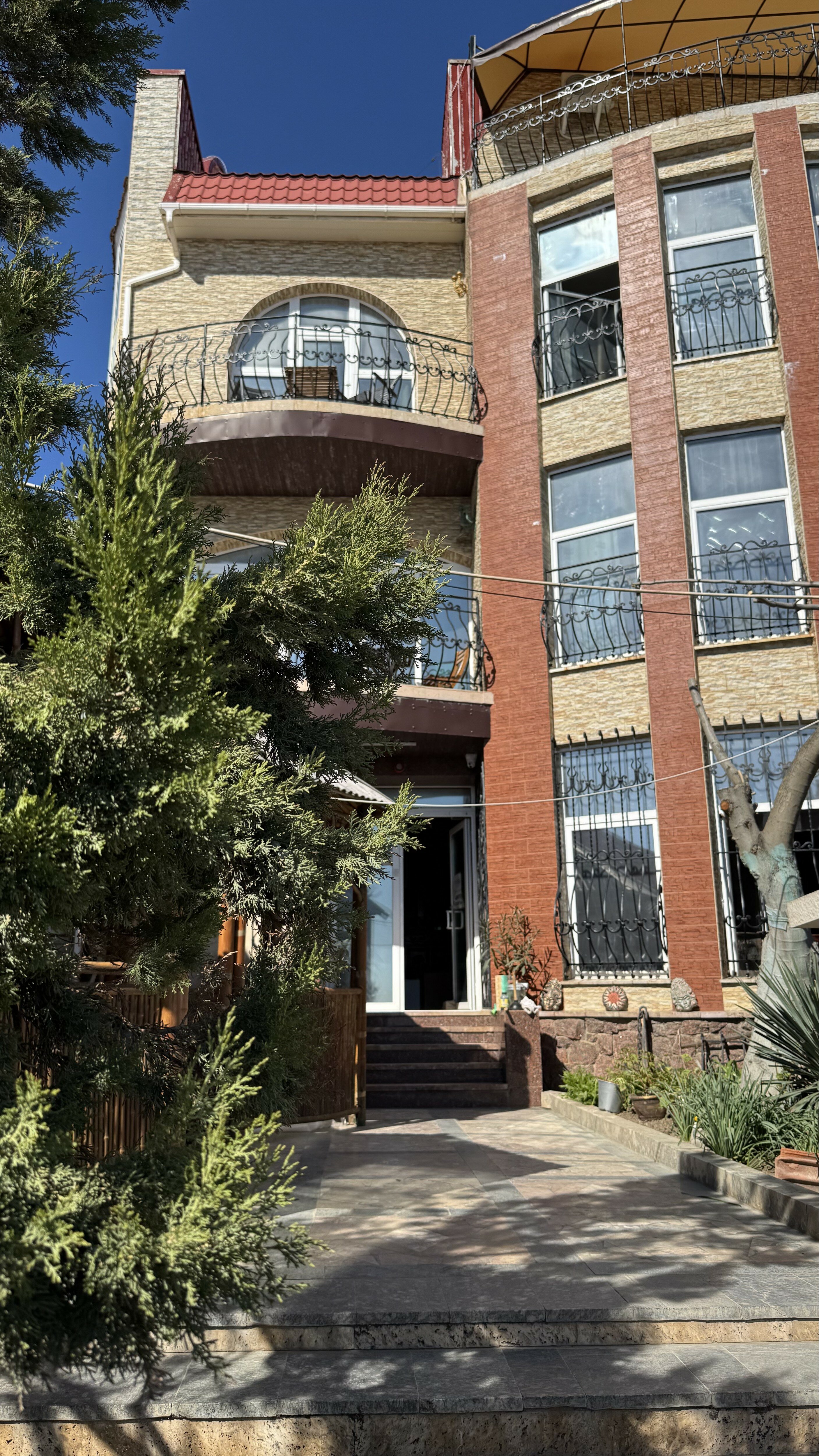 Фото Миллениум