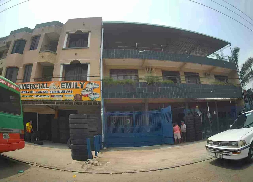 Auto parts and auto goods store Auto repuestos, Santa Cruz de la Sierra, photo