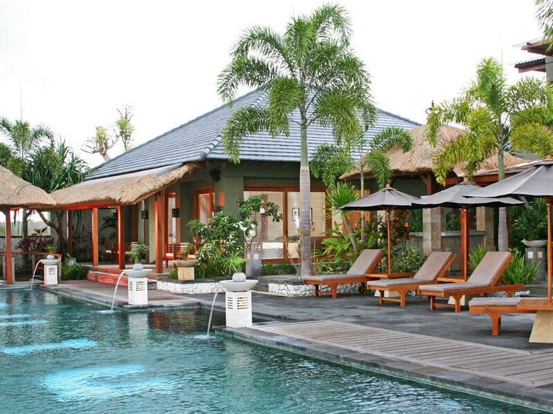 Гостиница Villa Hening Boutique Hotel в Джимбаране