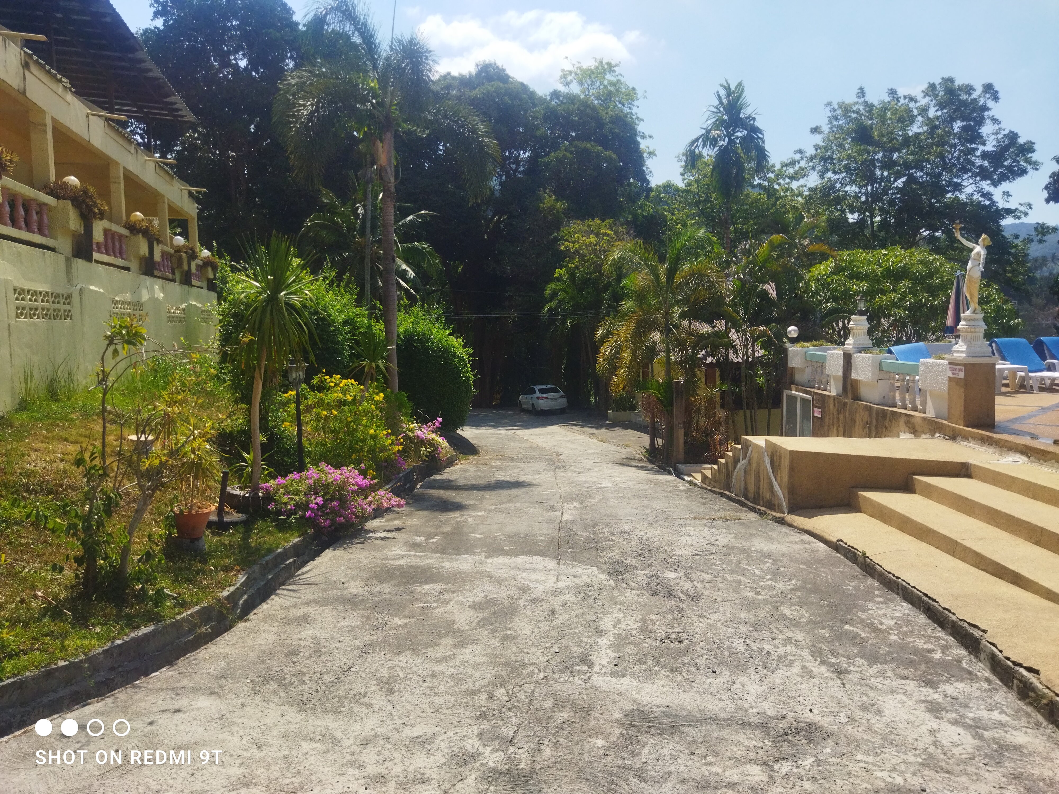 Фото Baan Karon Hill Phuket Resort