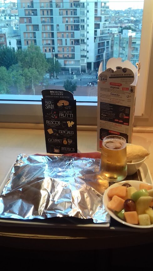 Фото Ibis Barcelona Santa Coloma