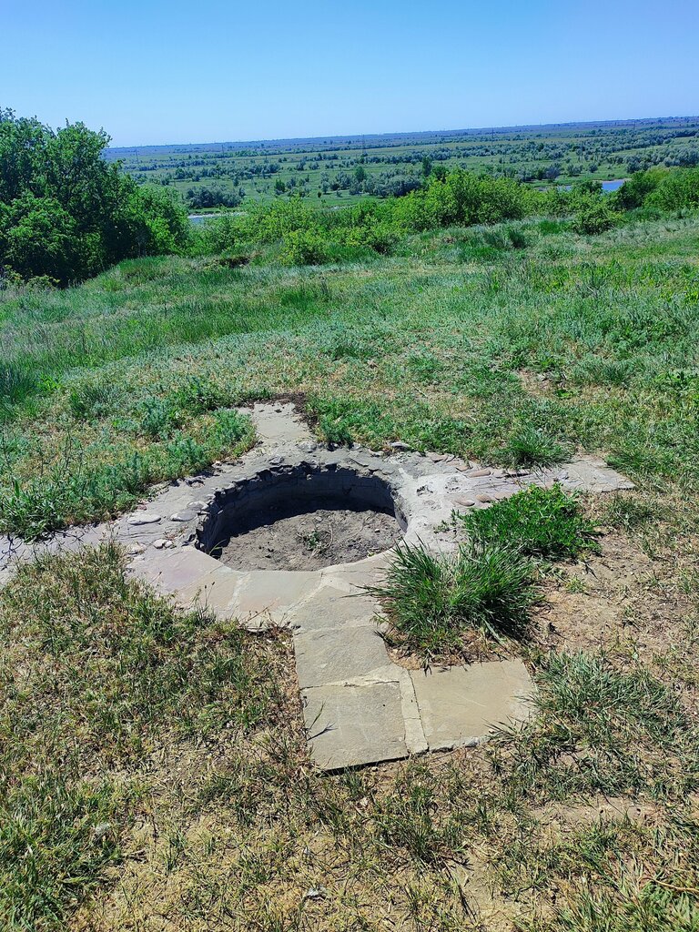 Atracción Archaeological site Liventsovskaya fortress, , foto