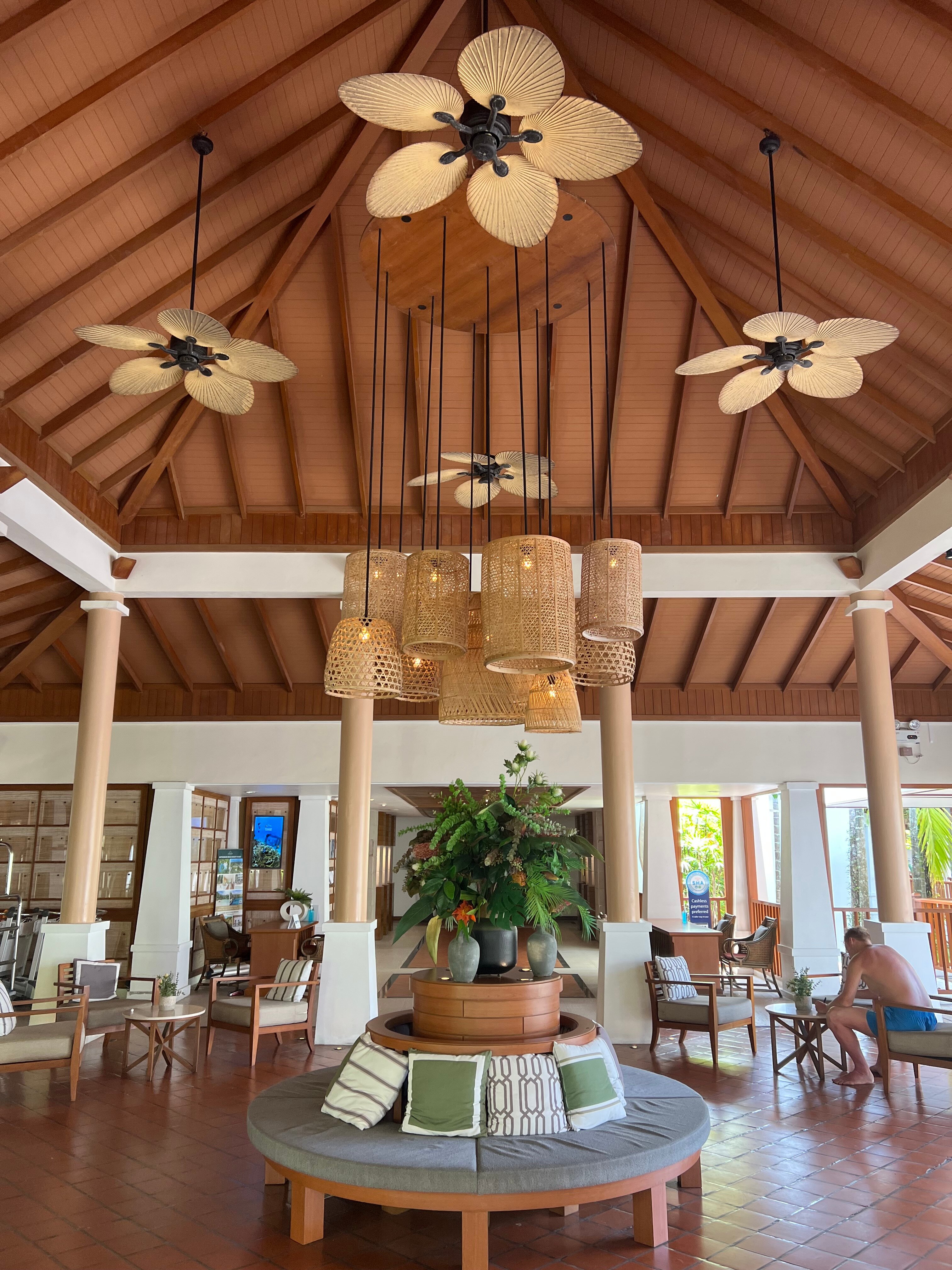 Фото Naithonburi Beach Resort