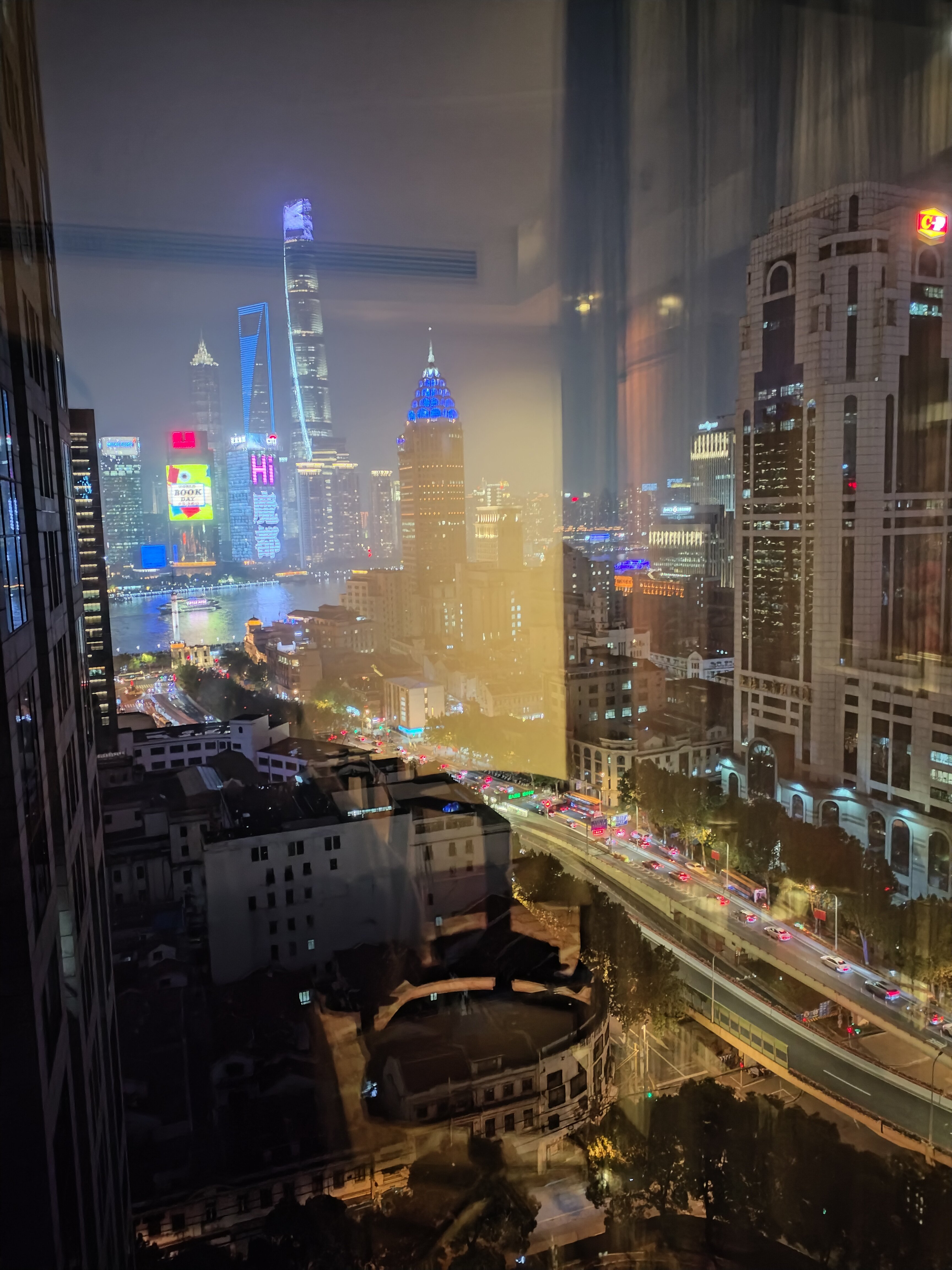 Фото The Westin Bund Center Shanghai