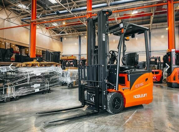 Warehouse equipment Material Handling Rus, Himki, photo