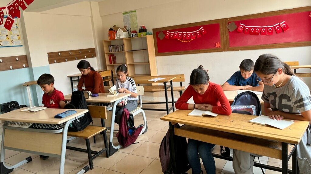 School Yesilyurt Mustafa Tumer Middle School, Kayseri, photo