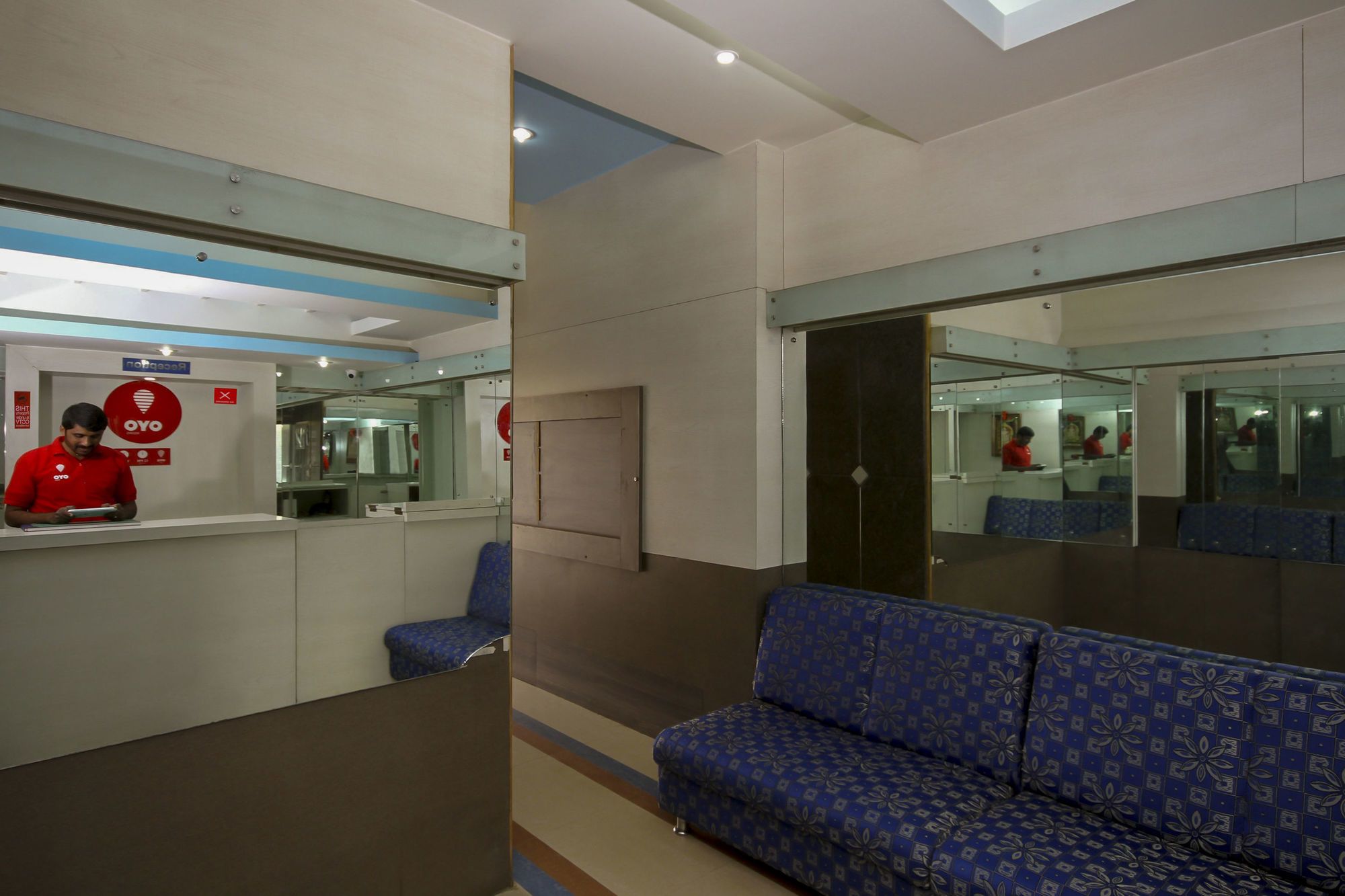 Фото Oyo 8501 Abhimaani Comforts