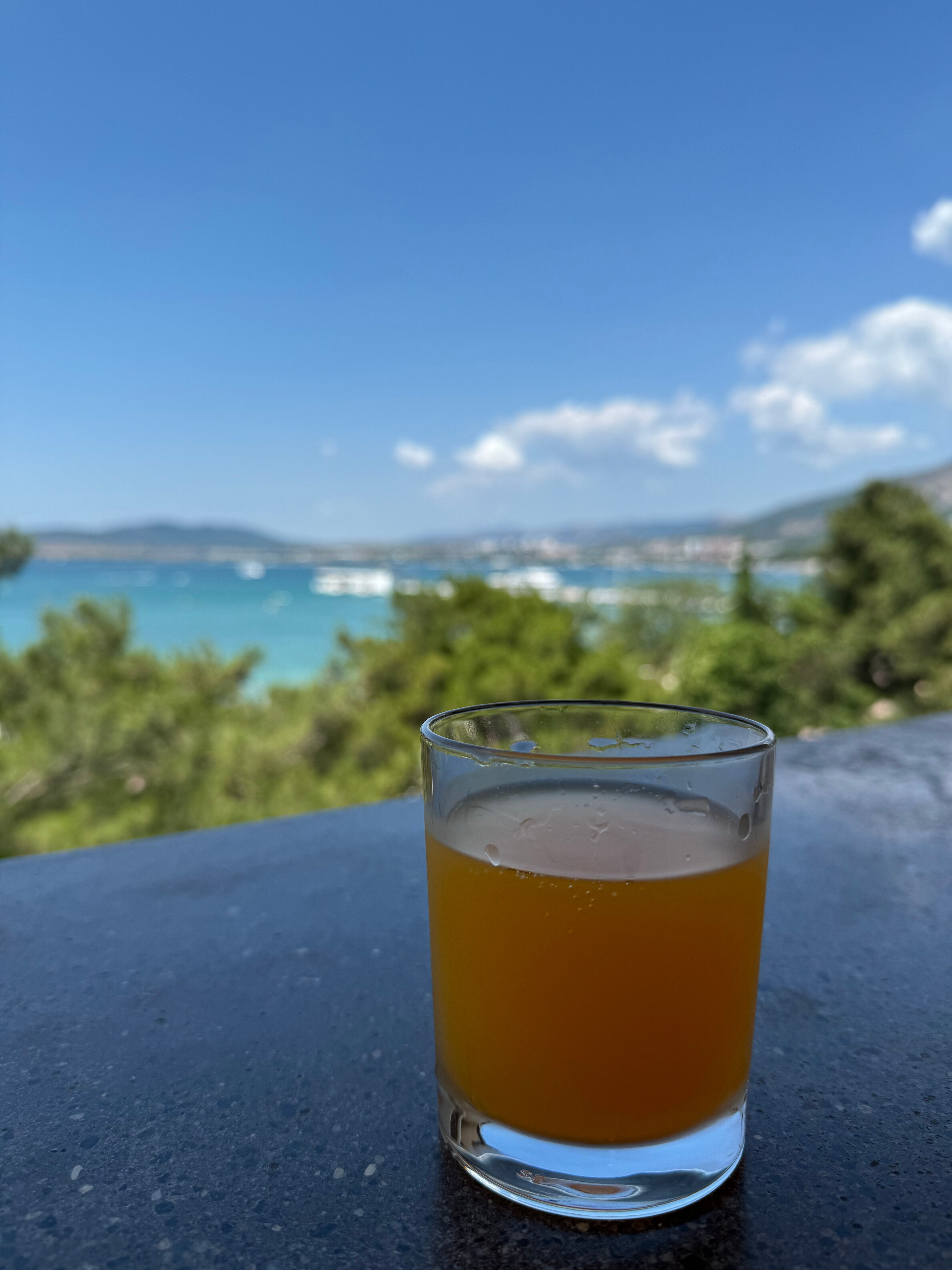 Фото Янтарь