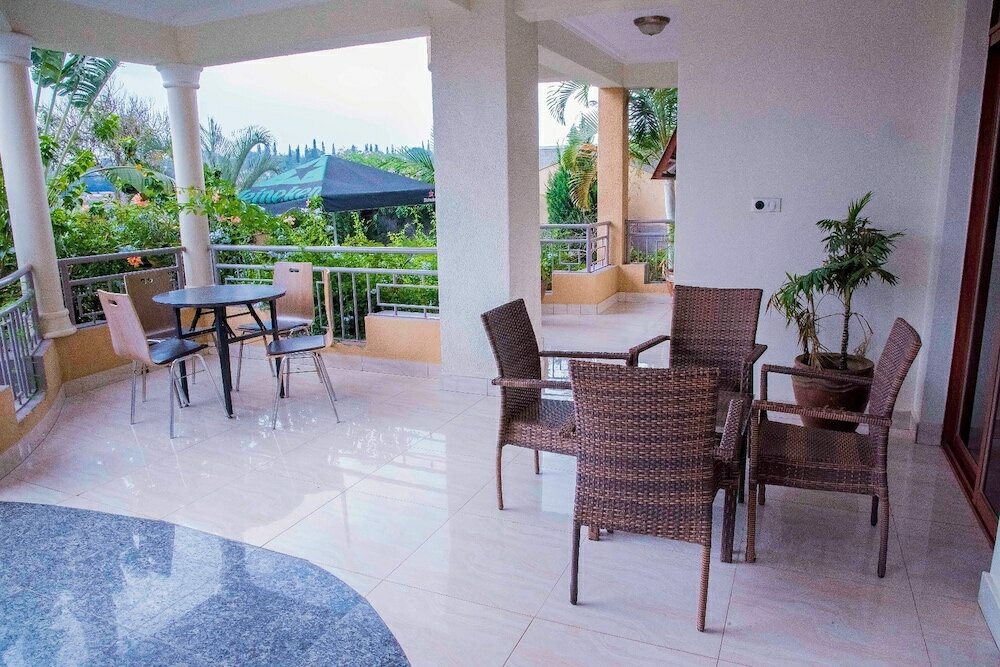 Фото отеля 4