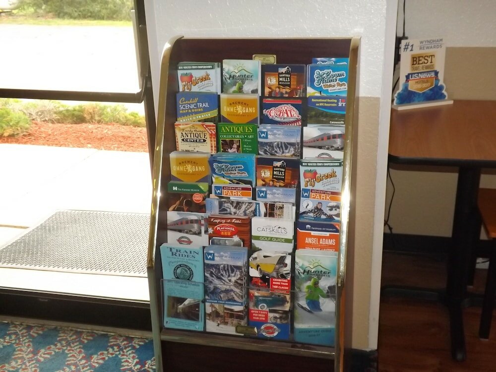 Фото Super 8 by Wyndham Sidney Ny