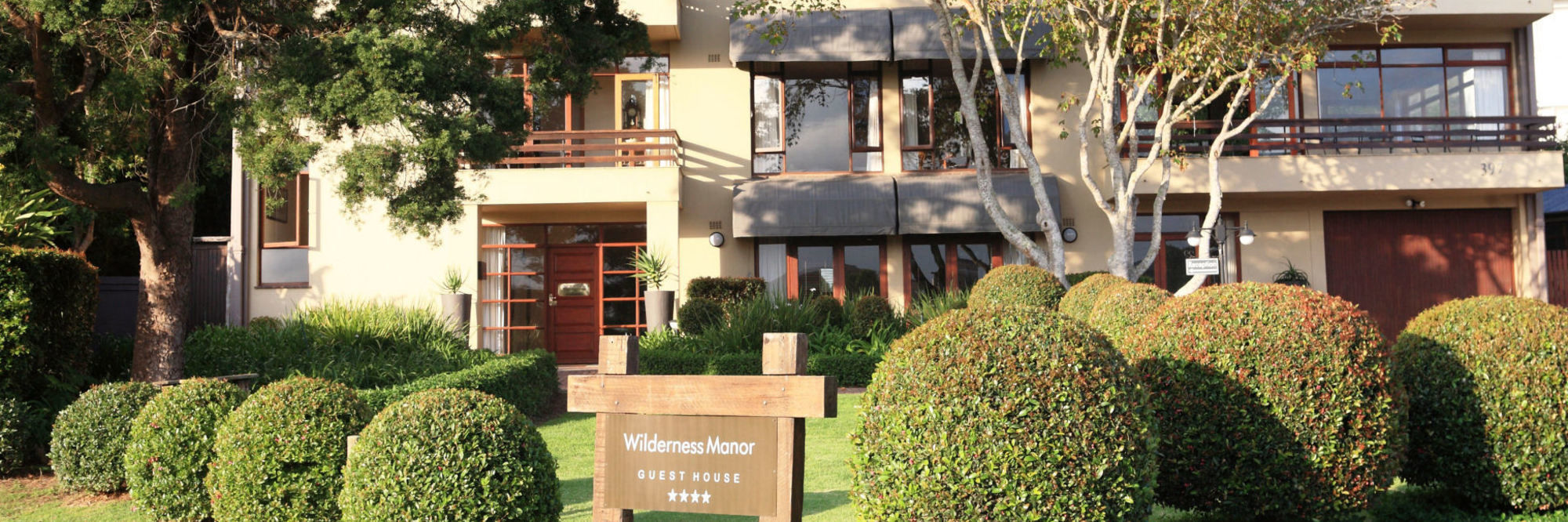 Фото Wilderness Manor