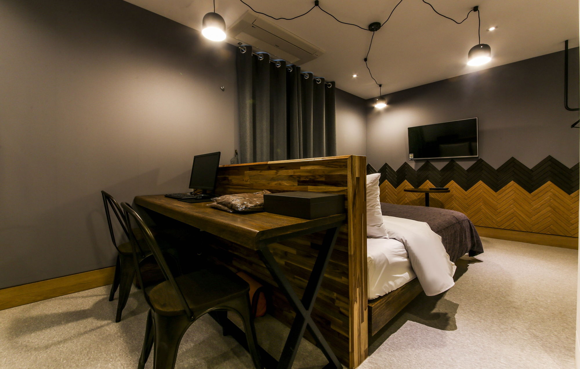 Фото Busan Oncheonjang Hotel Ignis