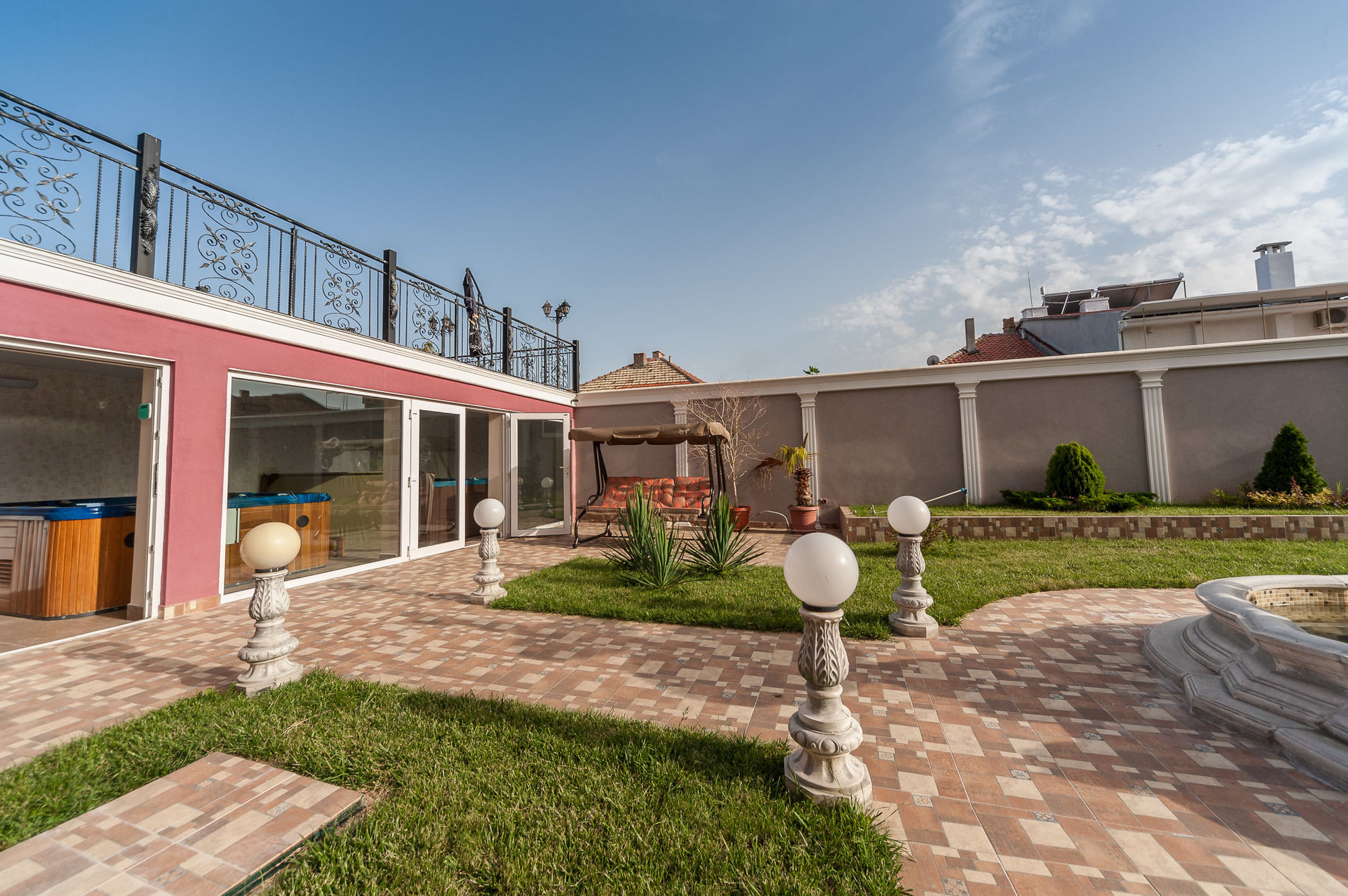 Фото Roel Residence Apartments