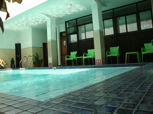 Гостиница Gloria Amanda Hotel в Джокьякарте