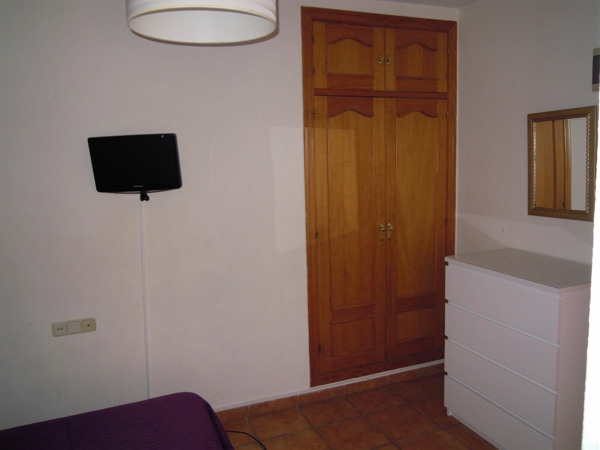 Фото Hostal Moscatel