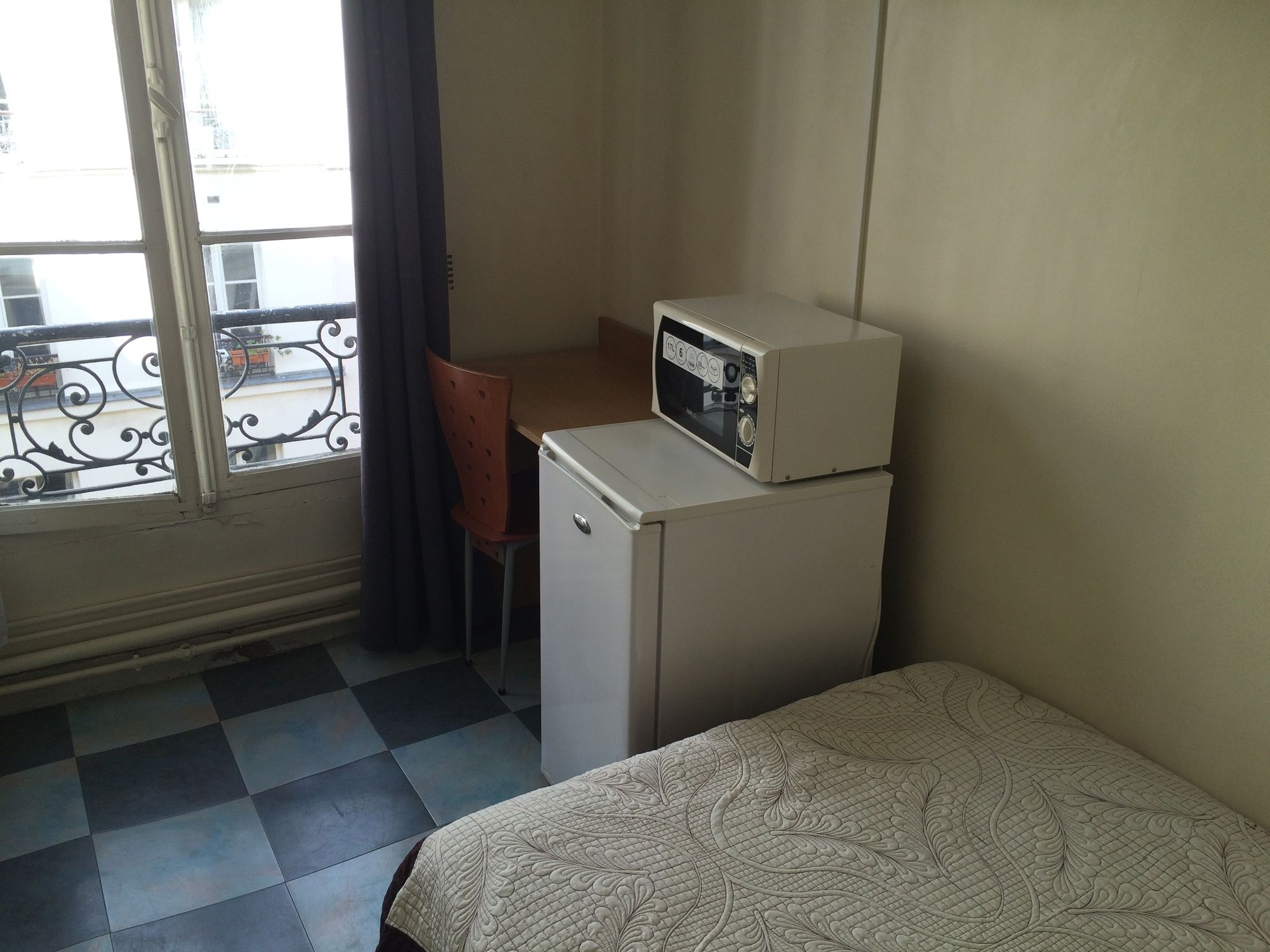 Фото Au Royal Mad Hotel