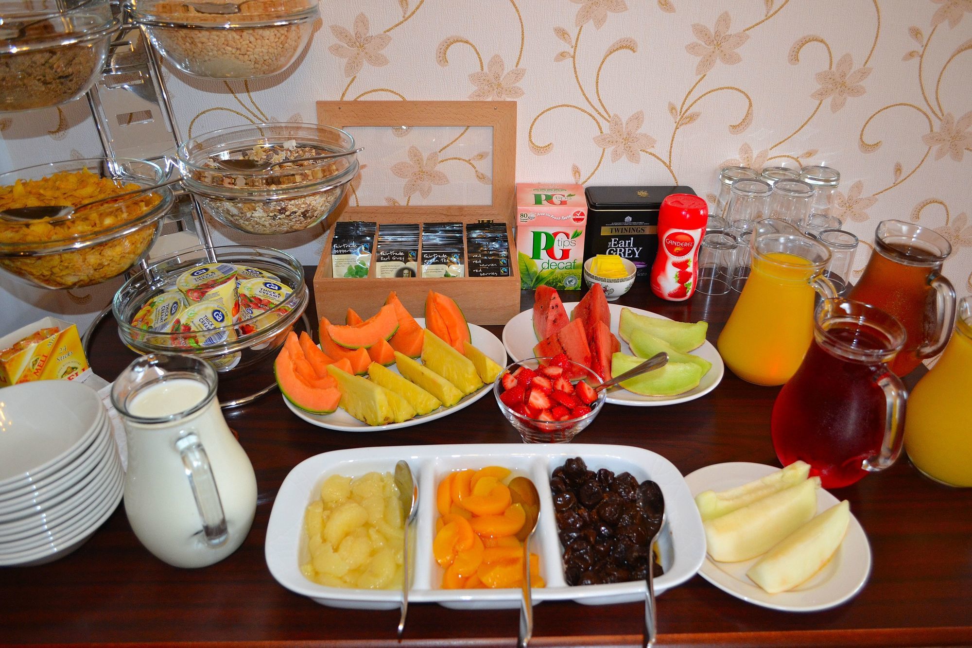 Фото The Sandpiper Guest House