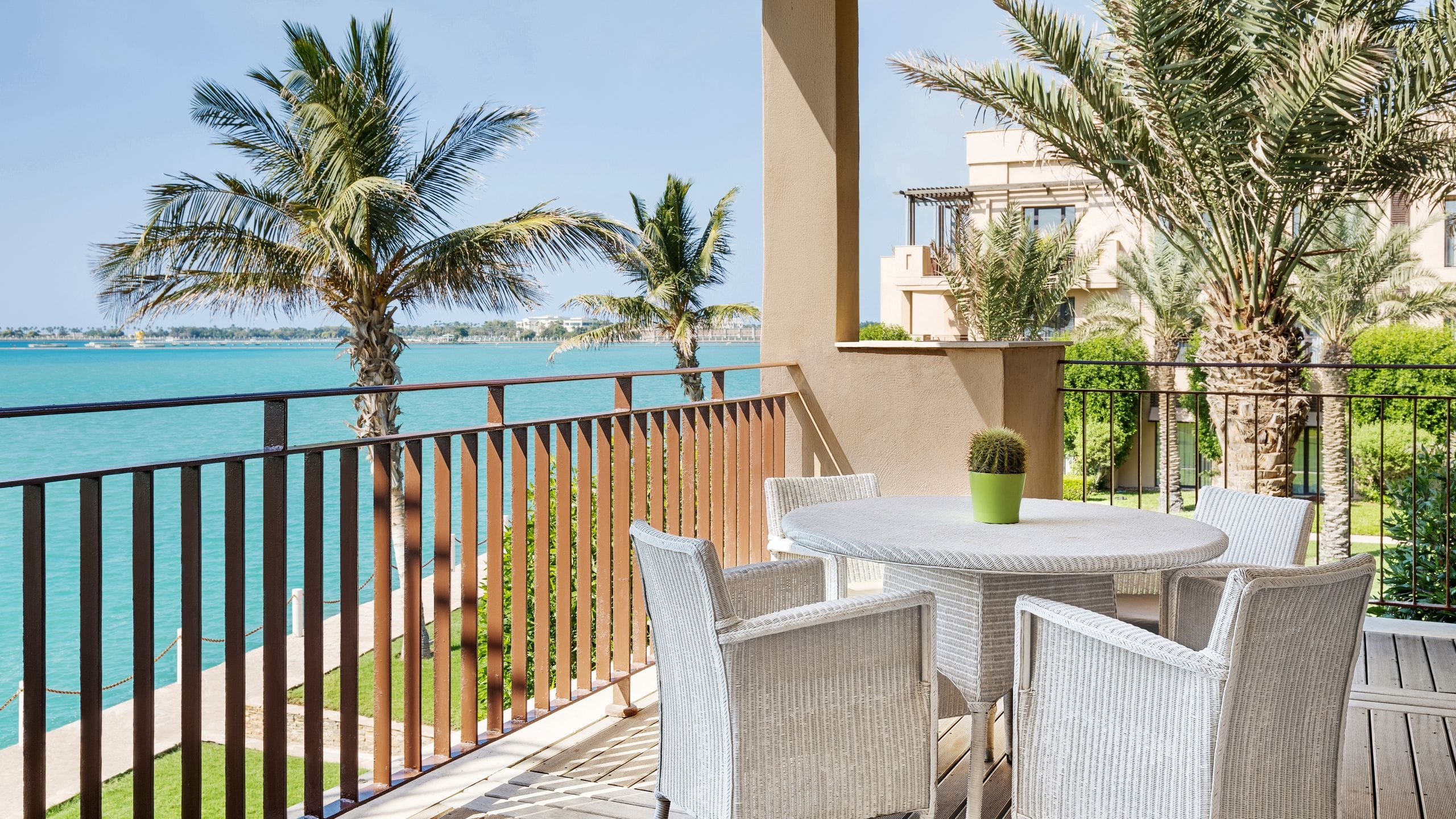 Фото Grand Hyatt Al Khobar Hotel and Residences