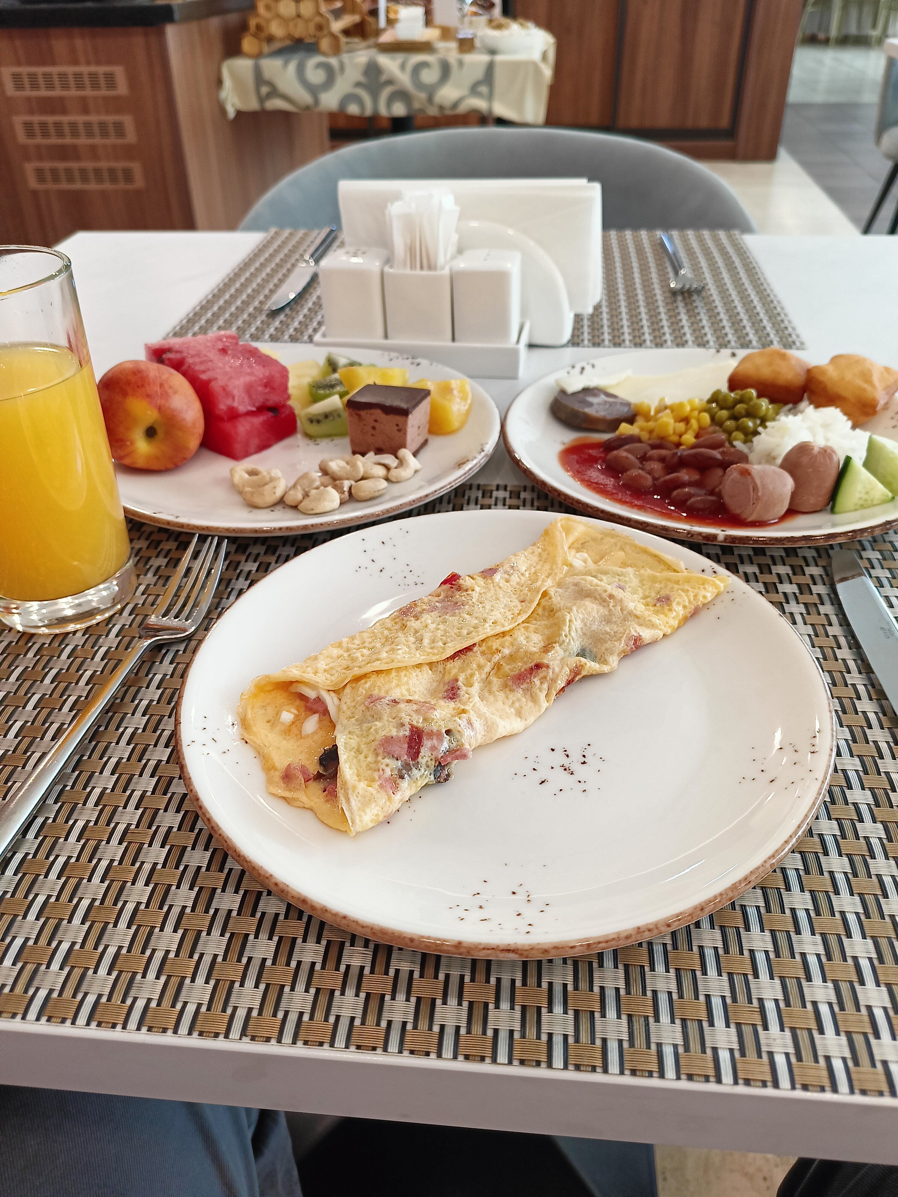 Фото DoubleTree by Hilton Shymkent