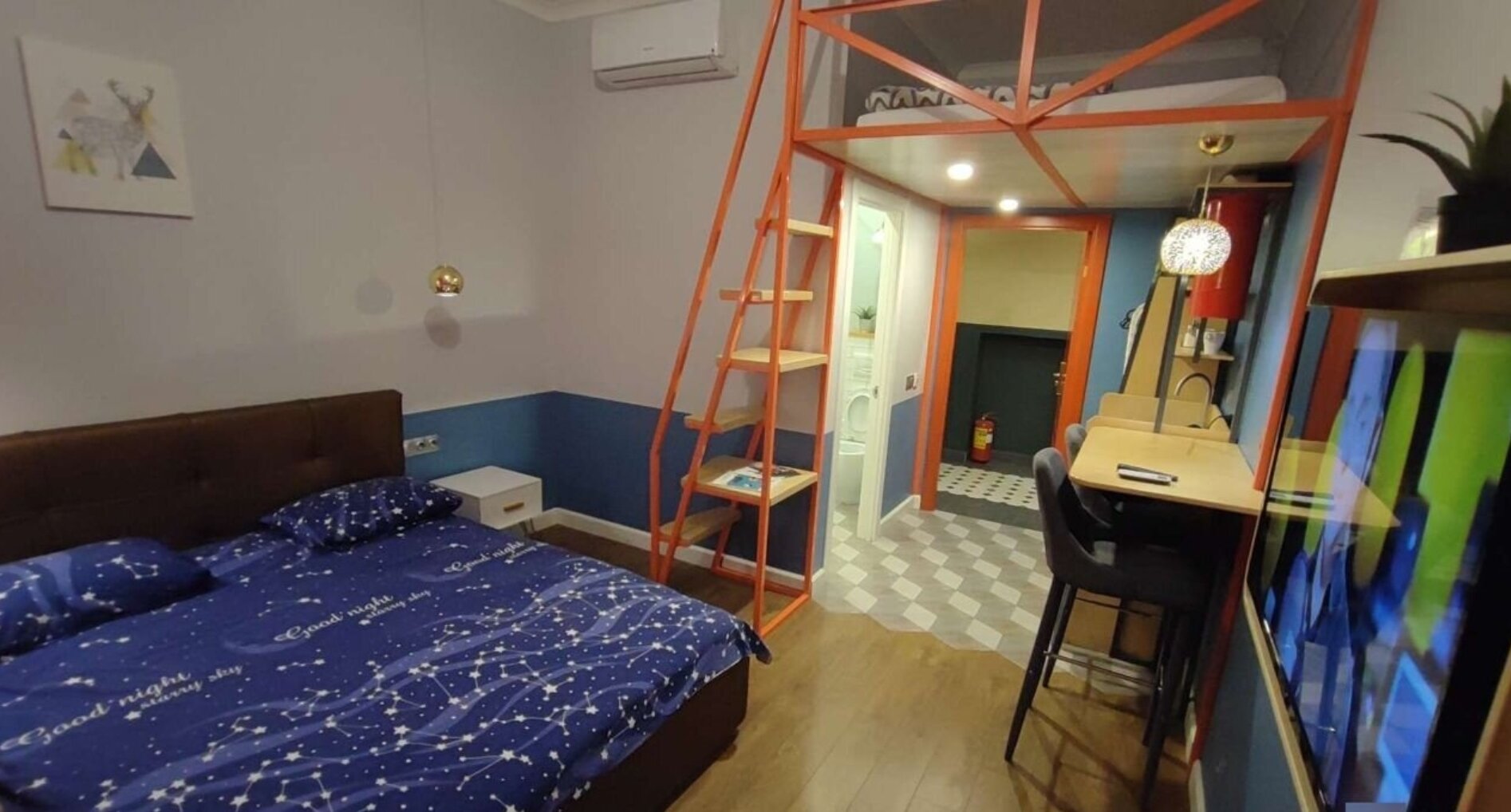 Фото Апартаменты Метро Василеостровская