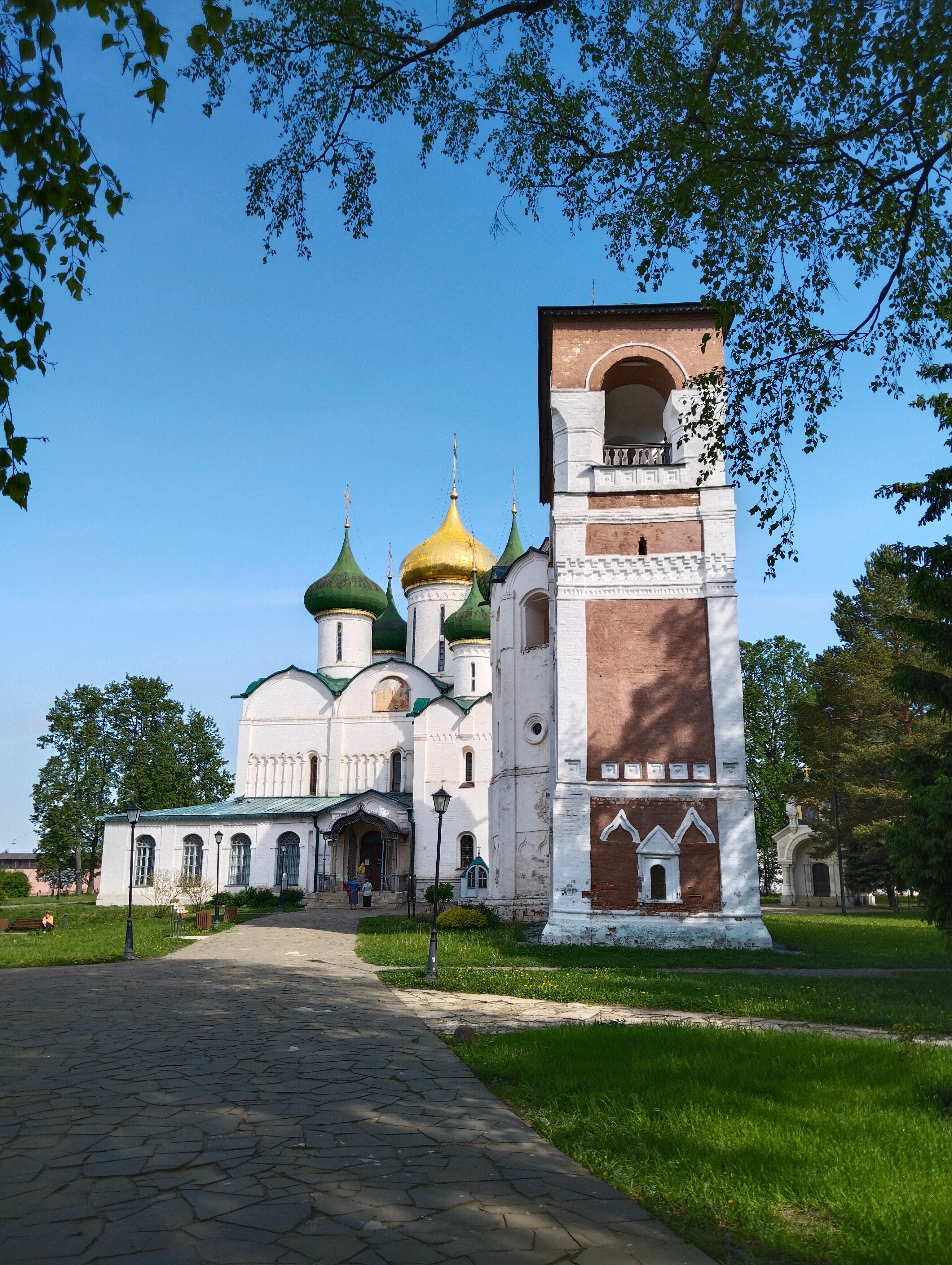 Фото 12 Месяцев