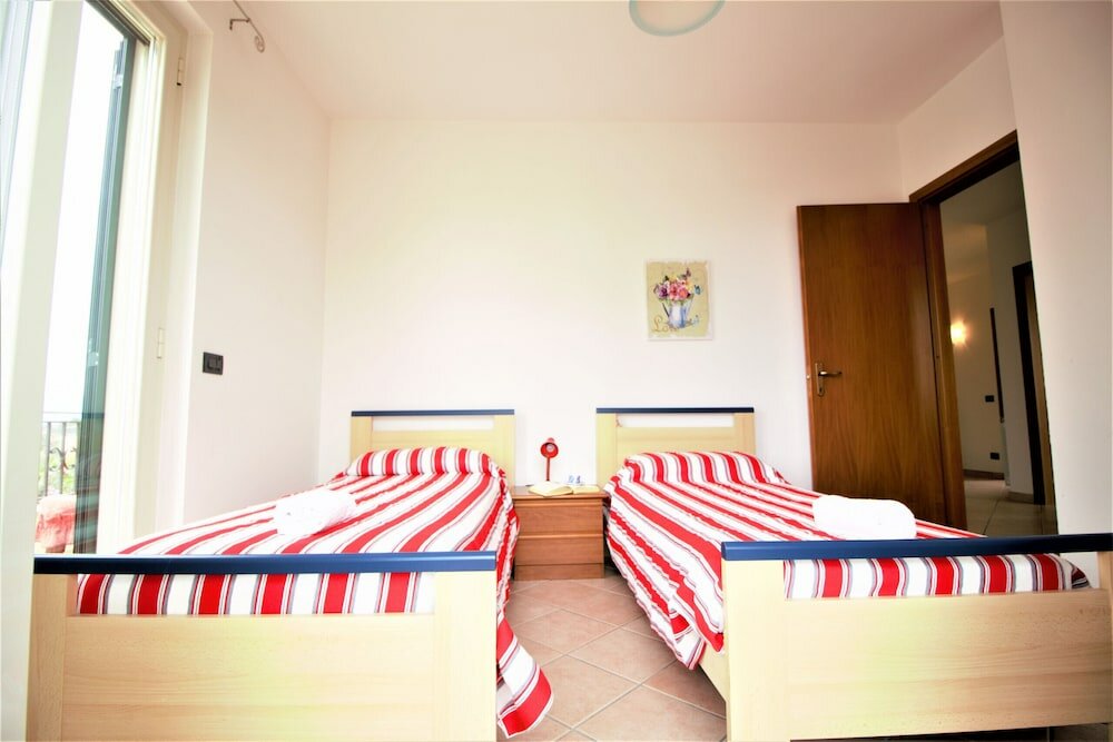 Фото Holidaycasa Villa Iolanda - Piu Spazio piu Privacy