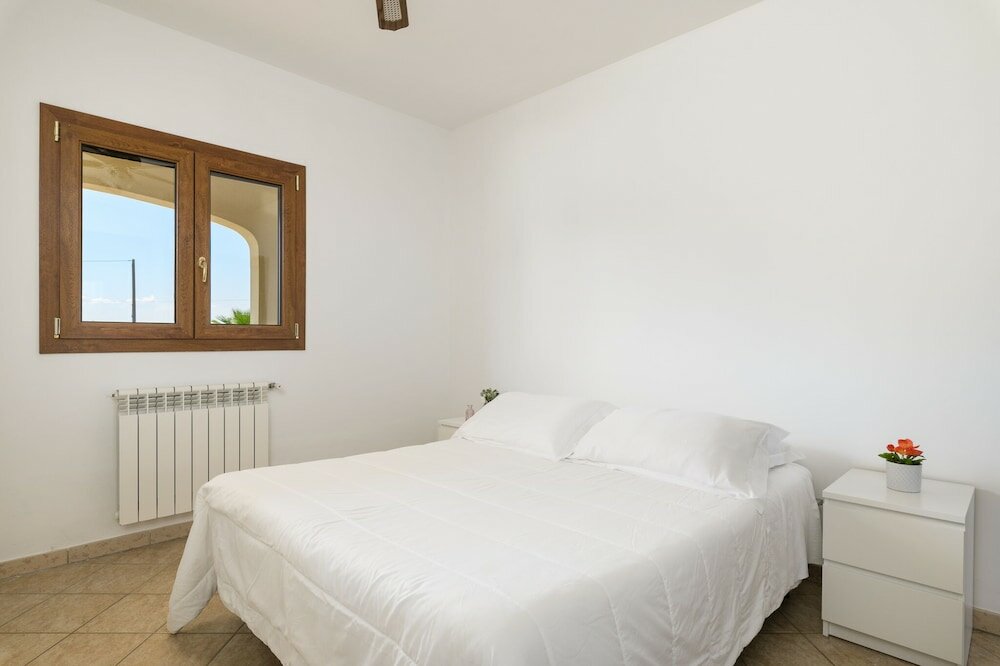 Фото Villa Bella con piscina