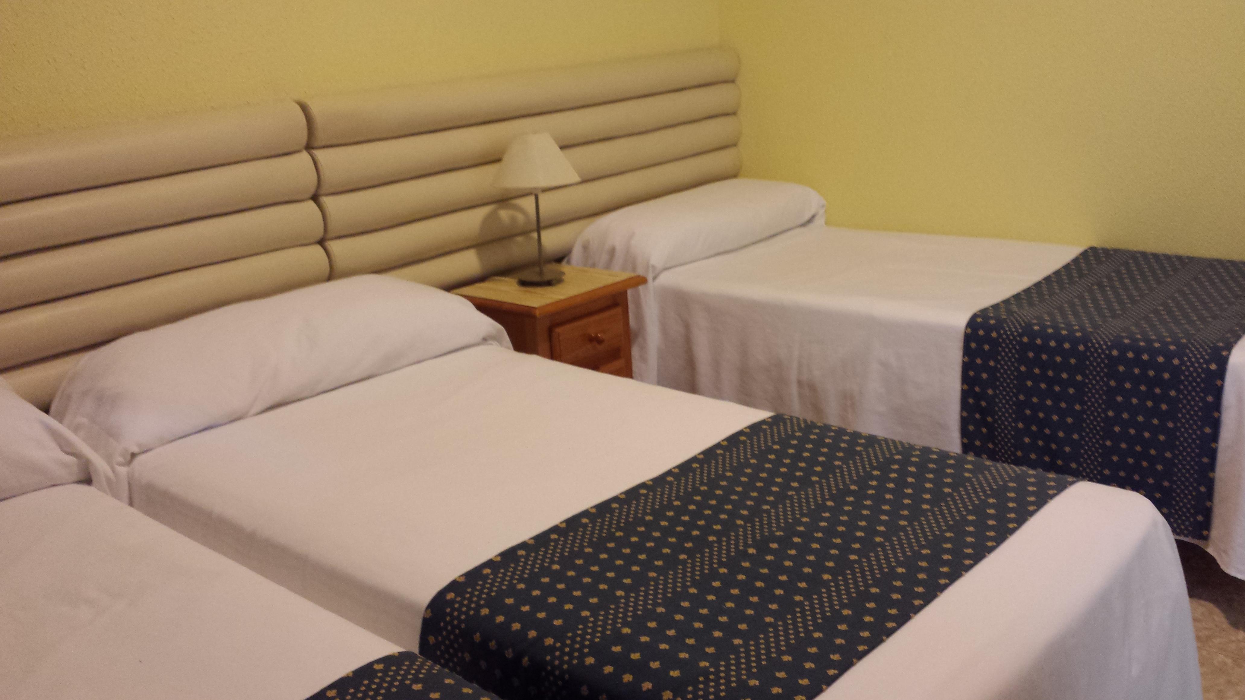 Фото Hostal Cuatro Canos