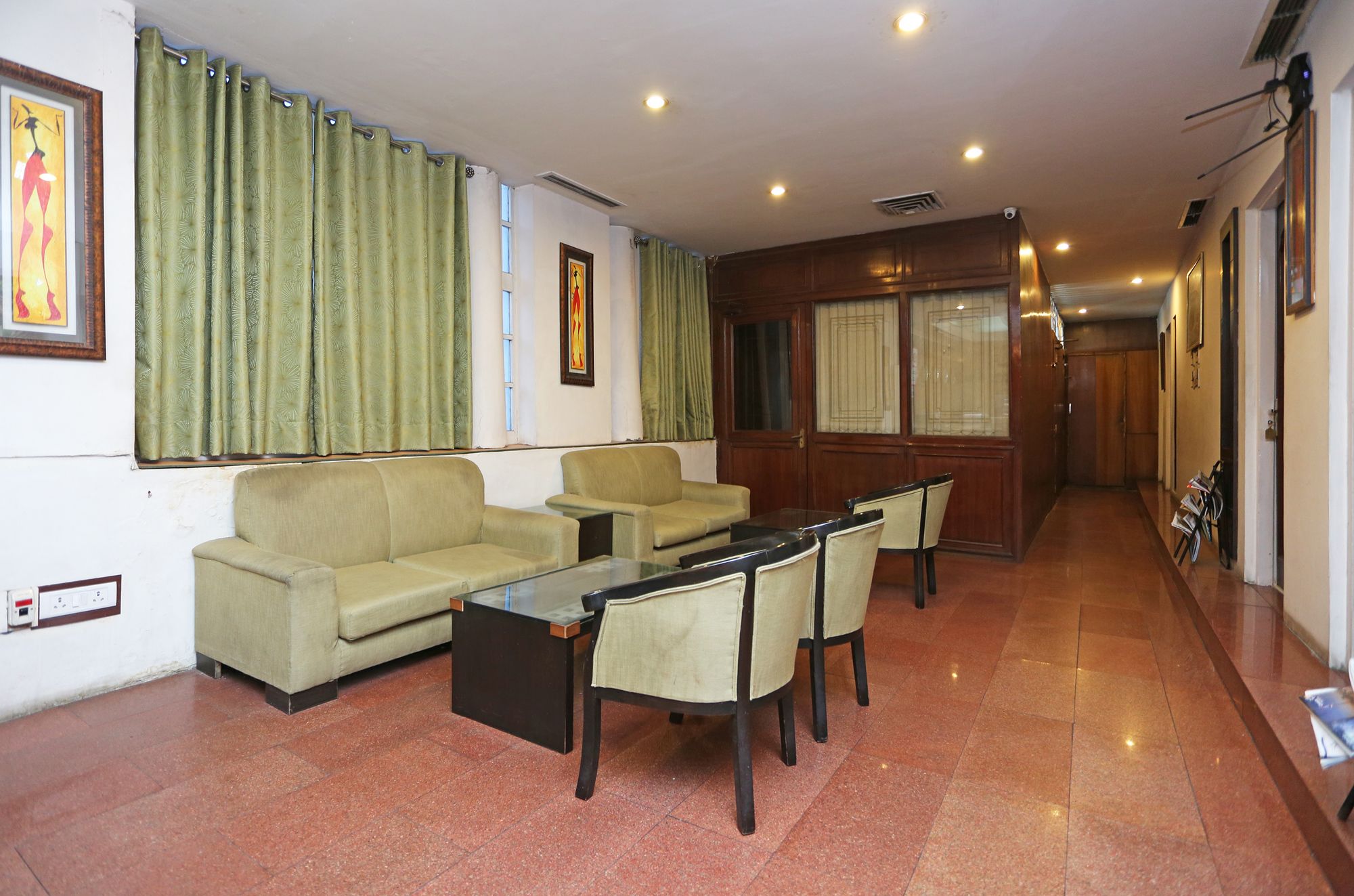 Фото Oyo 551 Hotel York