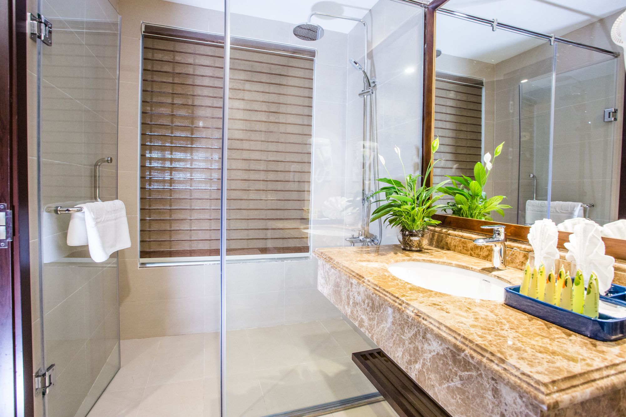 Фото Song Loc Luxury